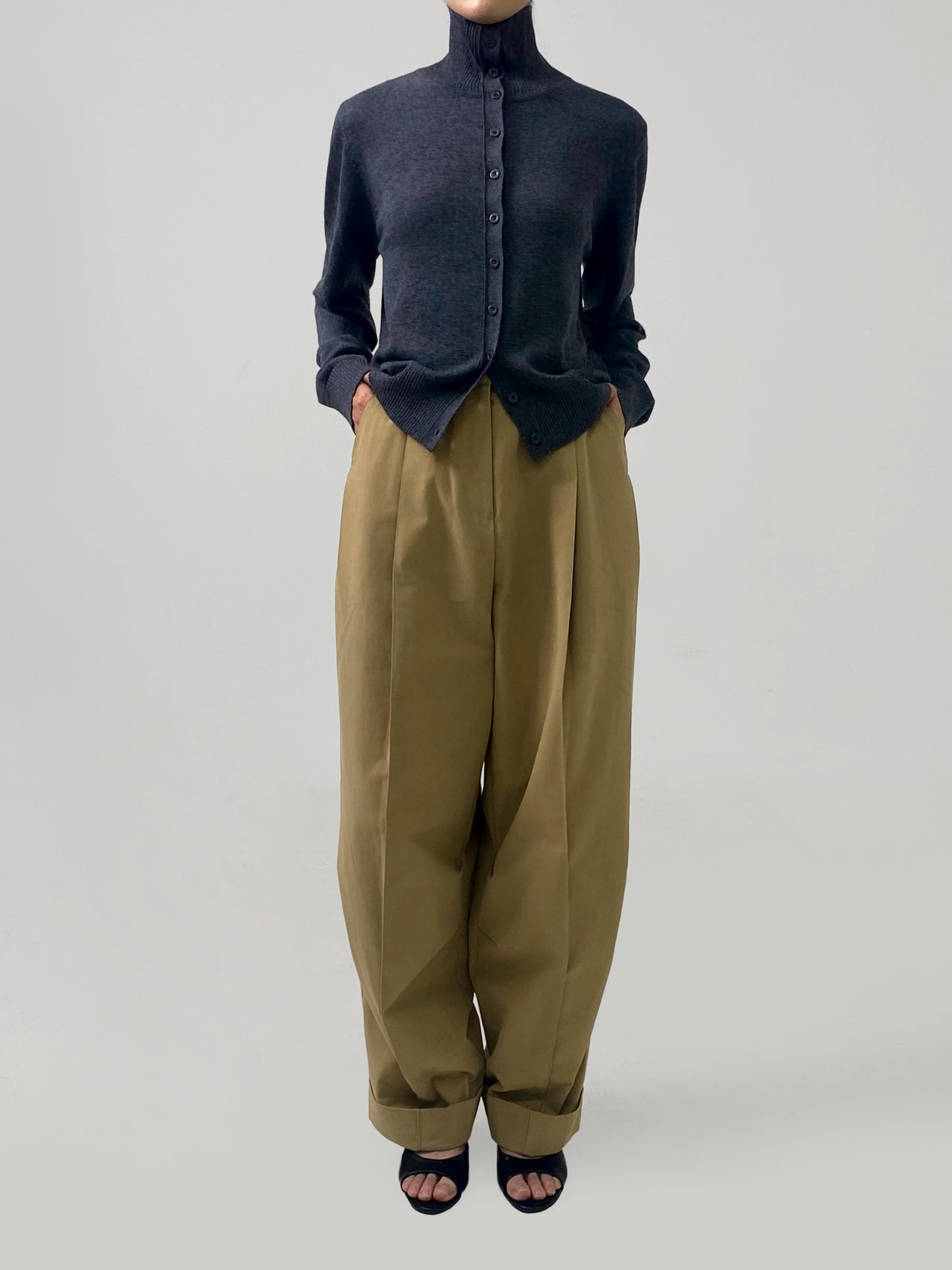 Cotton Curved Pleat Pants