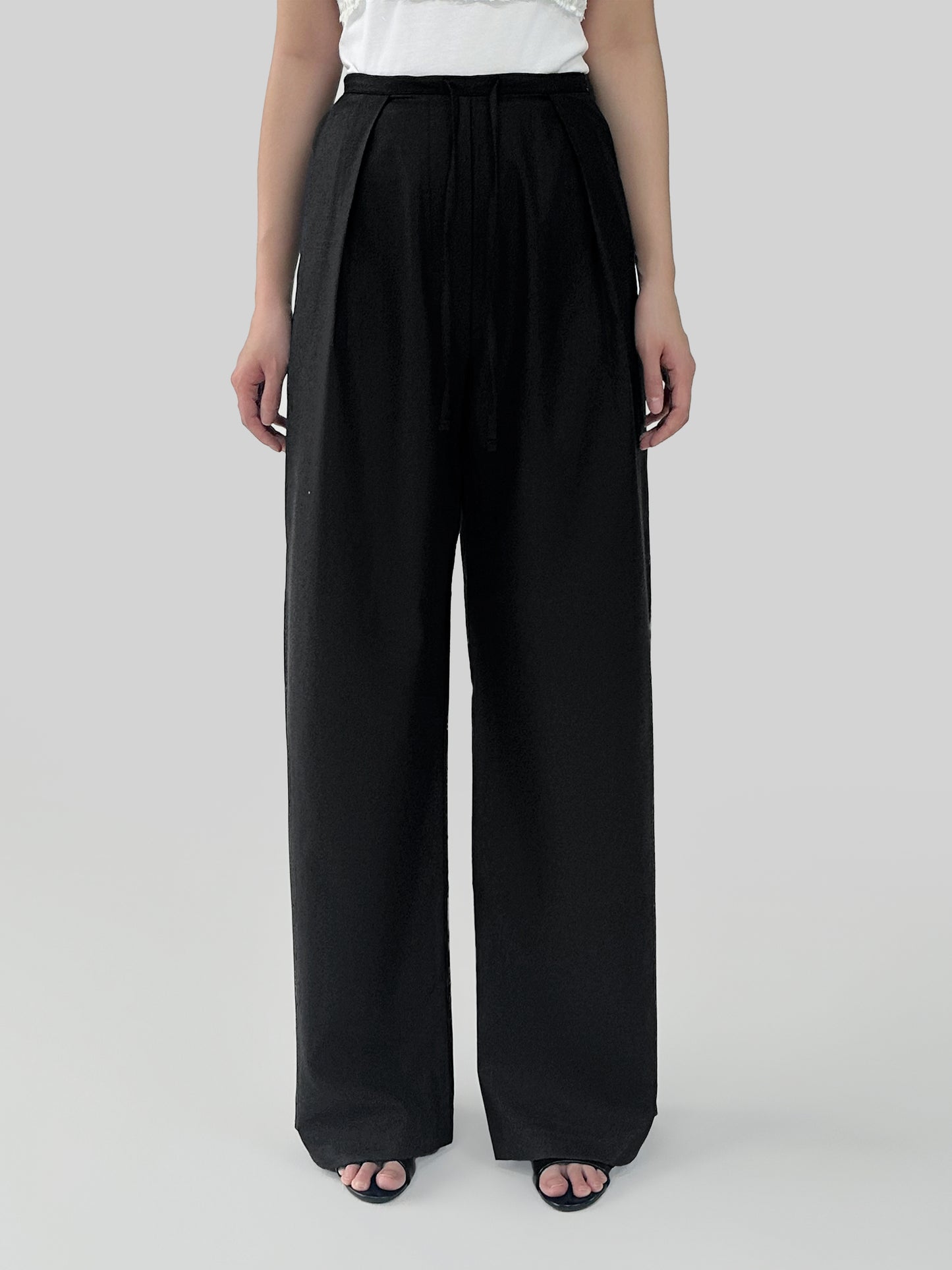 Relaxed Black Wide-Leg Drawstring Pants