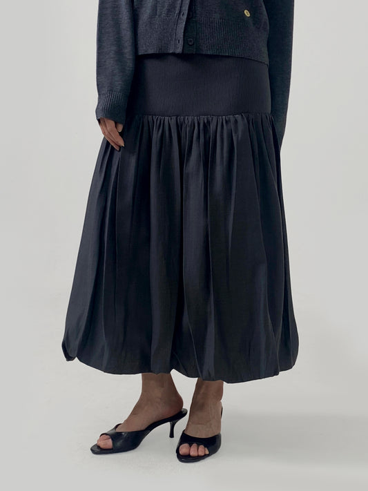 Ribbed Waist Gathered Skirt