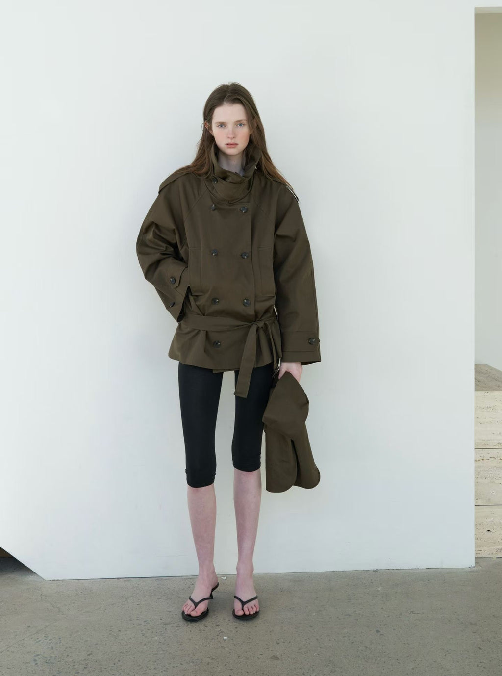 Arla Short Trench Coat in Khaki