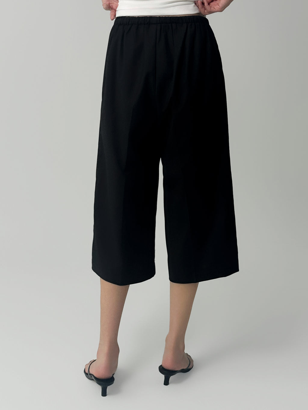 The Essential Black Bermuda Pants