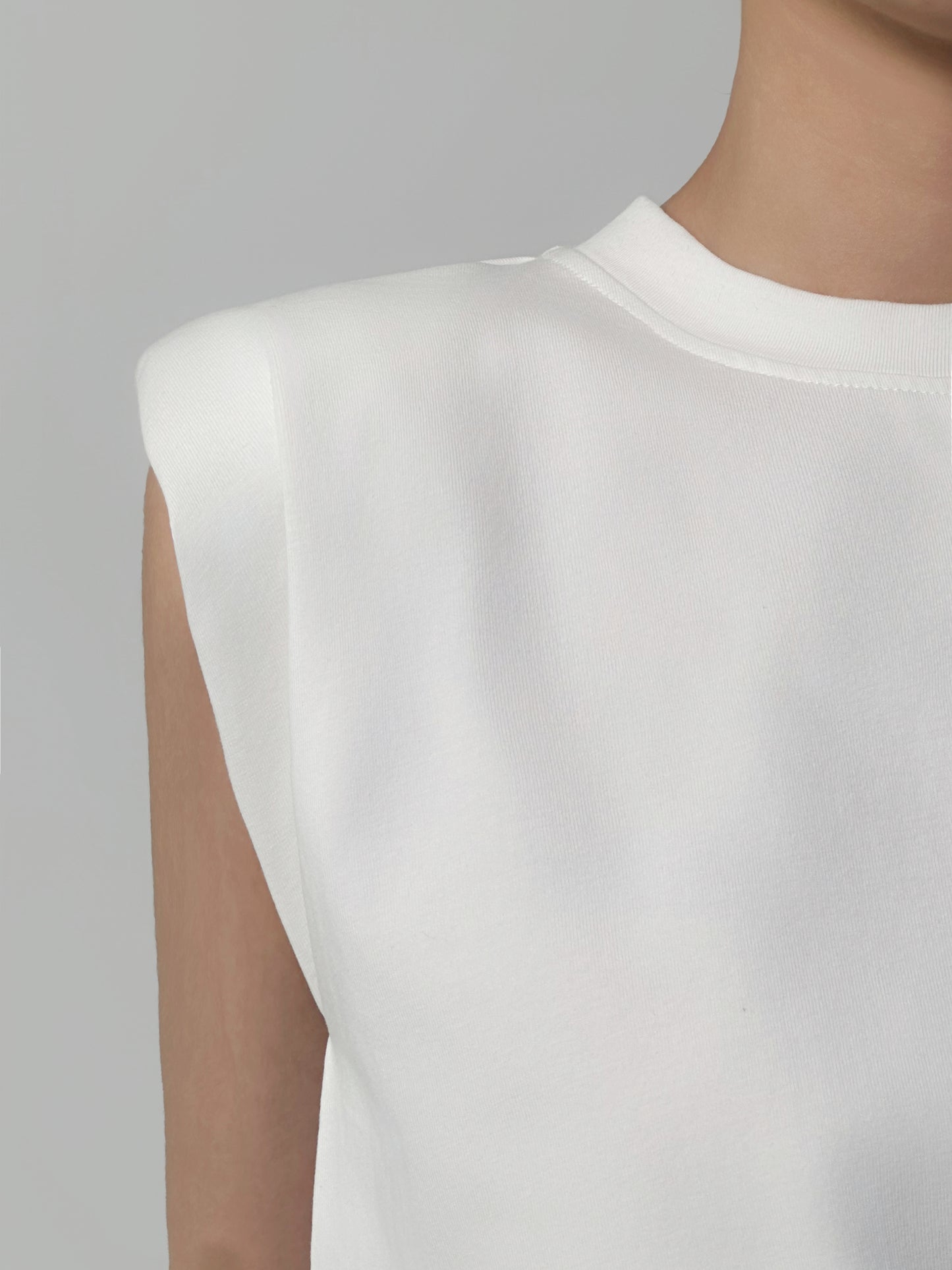 Ruched Silhouette Tee