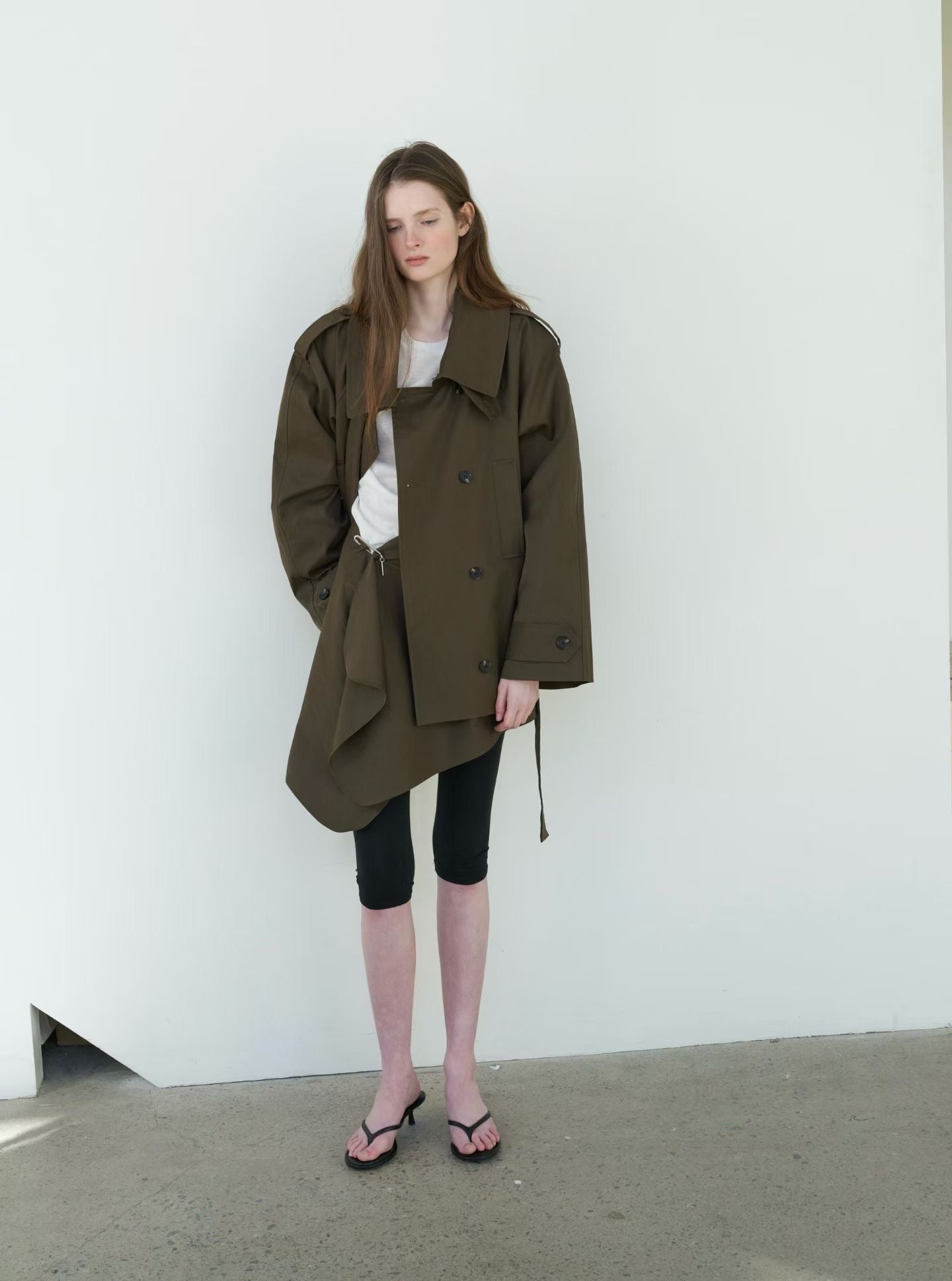 Arla Short Trench Coat in Khaki