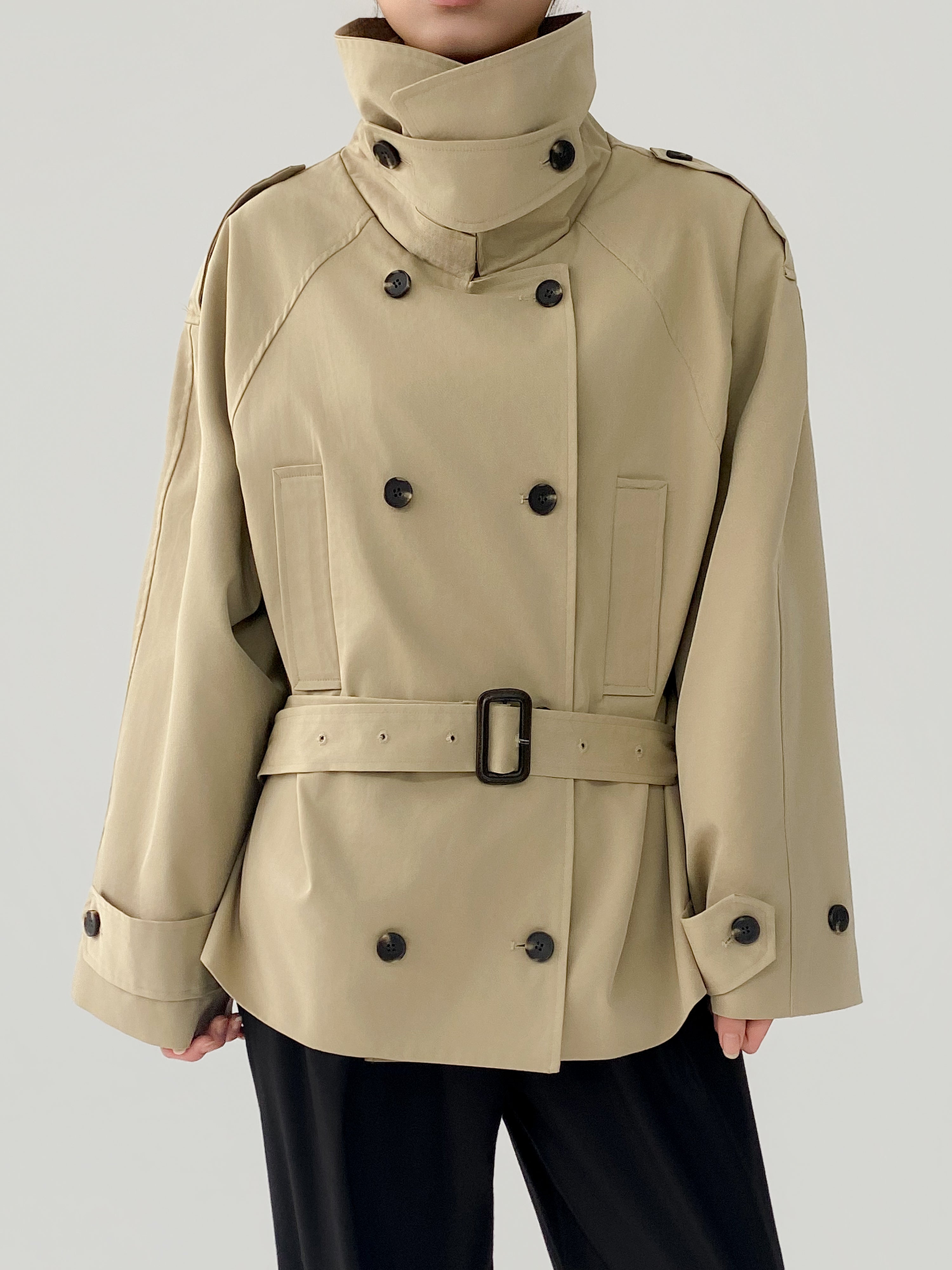アパルトモン2023SS SHORT TRENCH COAT Alden Short Trench Jacket - Pebble | MESHKI US